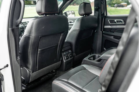 2017 Ford Explorer Sport