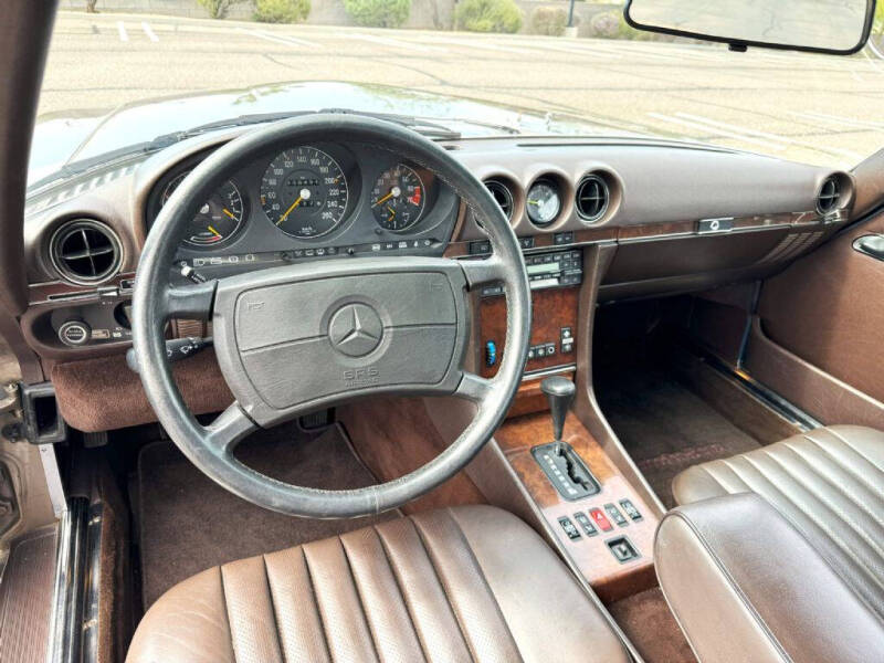1989 Mercedes-Benz 560-Class 560 SL