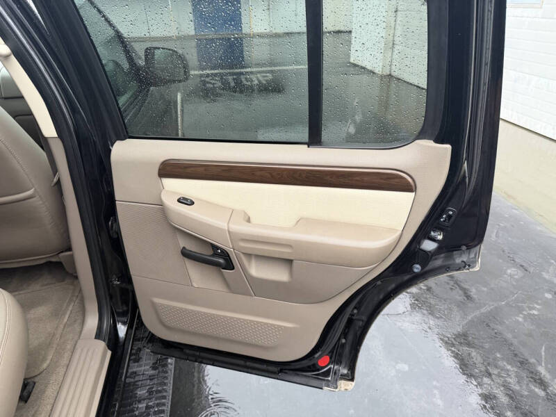 2002 Ford Explorer Eddie Bauer