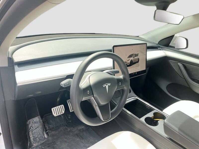 2024 Tesla Model Y Performance