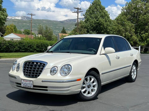 2004 Kia Amanti for sale at A.I. Monroe Auto Sales in Bountiful UT