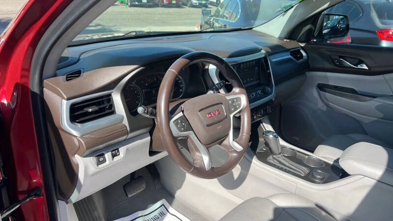 2019 GMC Acadia SLT-1