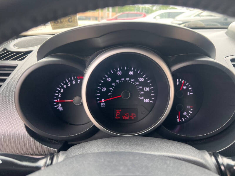 2013 Kia Soul +