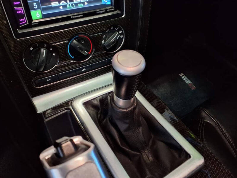 2005 Ford Mustang GT Premium