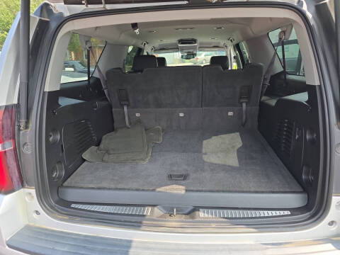 2016 Chevrolet Suburban LT