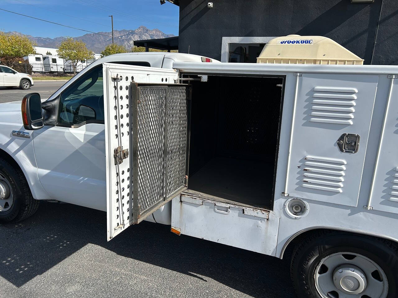 2005 Ford F-250 Super Duty for sale at Utah Commercial Vehicles in Draper, UT