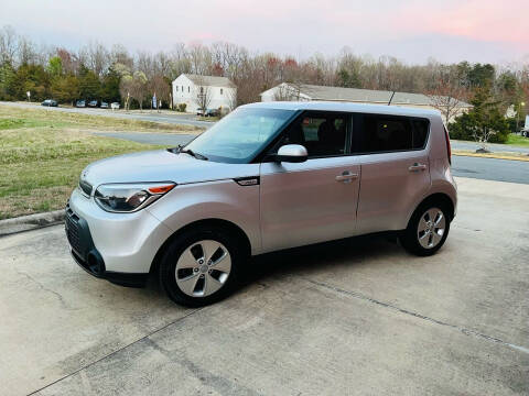 2015 Kia Soul for sale at A & Z MOTORS LLC in Fredericksburg VA