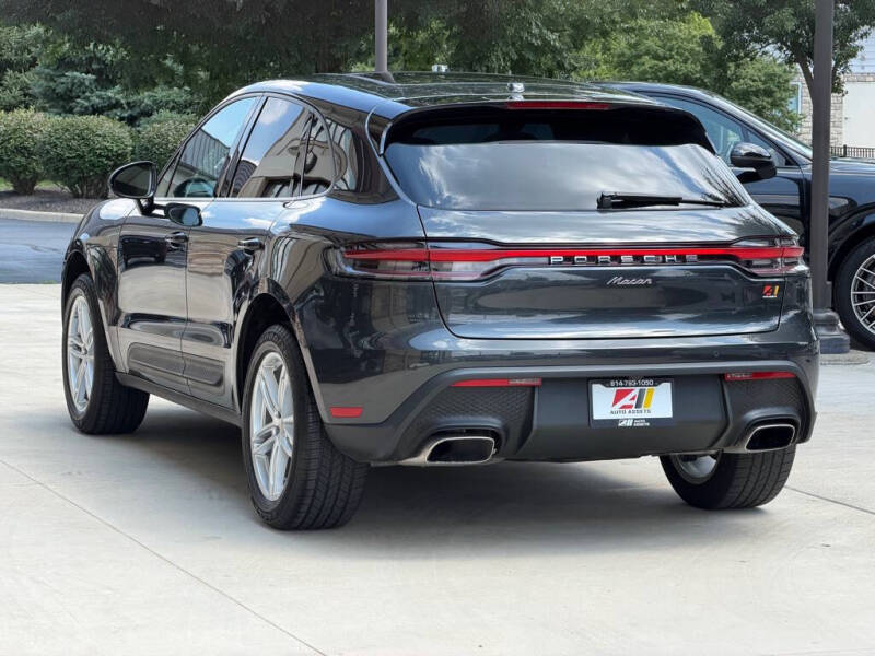 2023 Porsche Macan