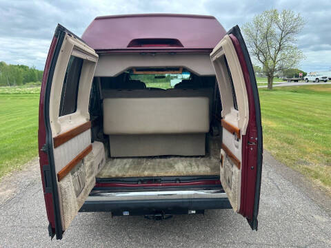 2003 Ford E-Series