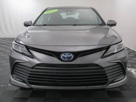 2022 Toyota Camry Hybrid LE