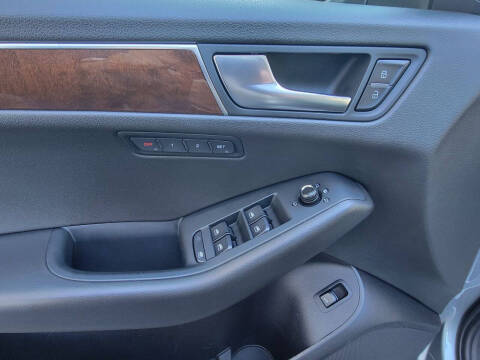 2010 Audi Q5 3.2 quattro Premium Plus