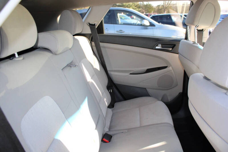 2016 Hyundai Tucson SE