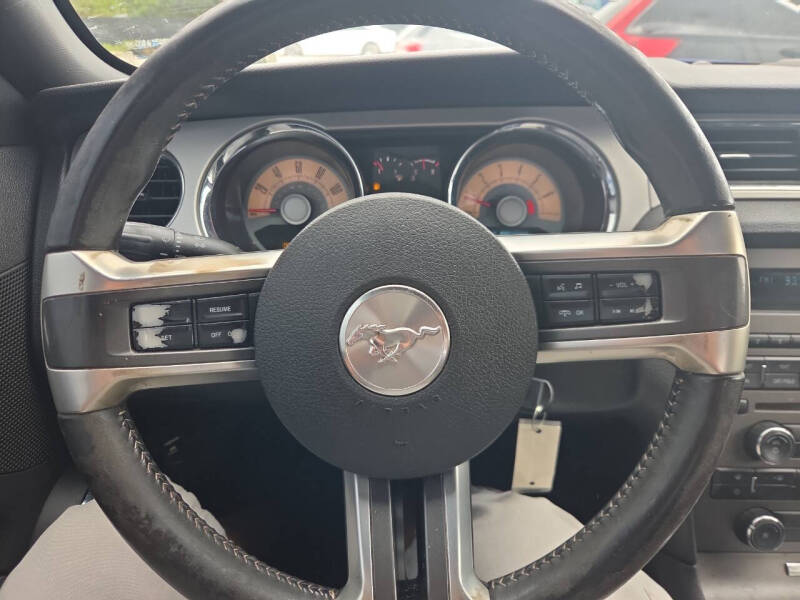 2010 Ford Mustang V6