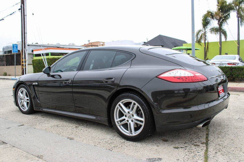 2012 Porsche Panamera