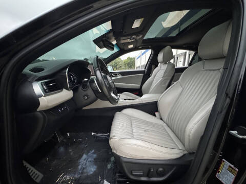 2023 Genesis G70 2.0T