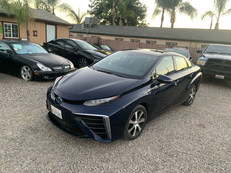 2016 Toyota Mirai Mirai photo 3