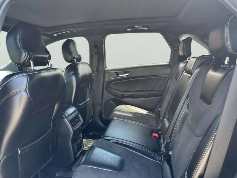 2019 Ford Edge ST