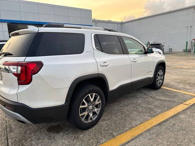 2021 GMC Acadia SLT