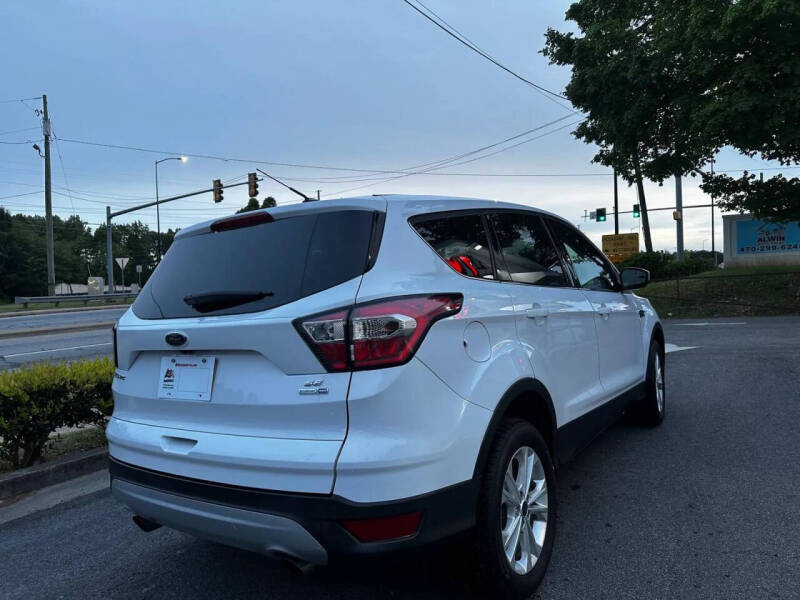 2017 Ford Escape SE