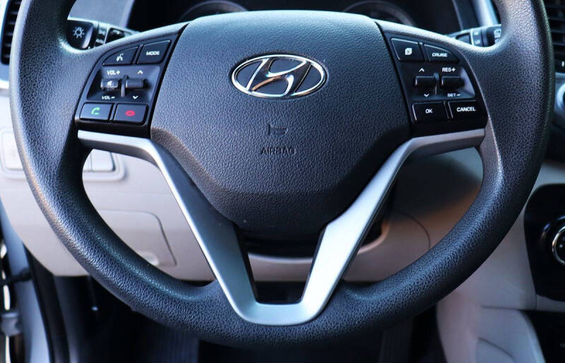 2017 Hyundai Tucson SE