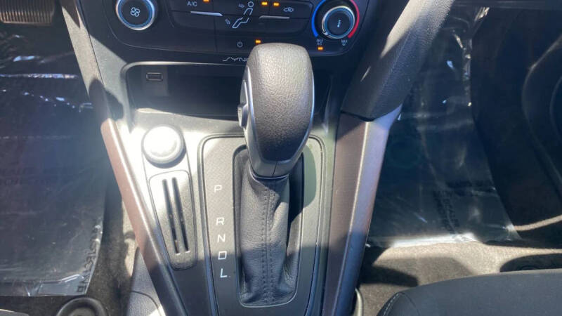 2017 Ford Focus SE