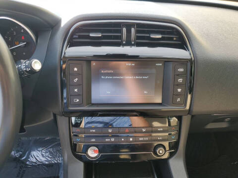 2018 Jaguar F-PACE 25t Premium