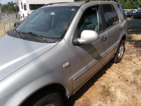 2000 Mercedes-Benz M-Class ML 320