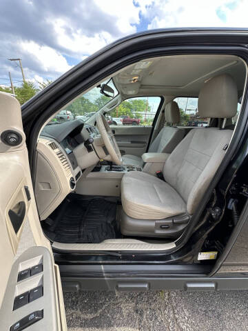 2011 Ford Escape XLT