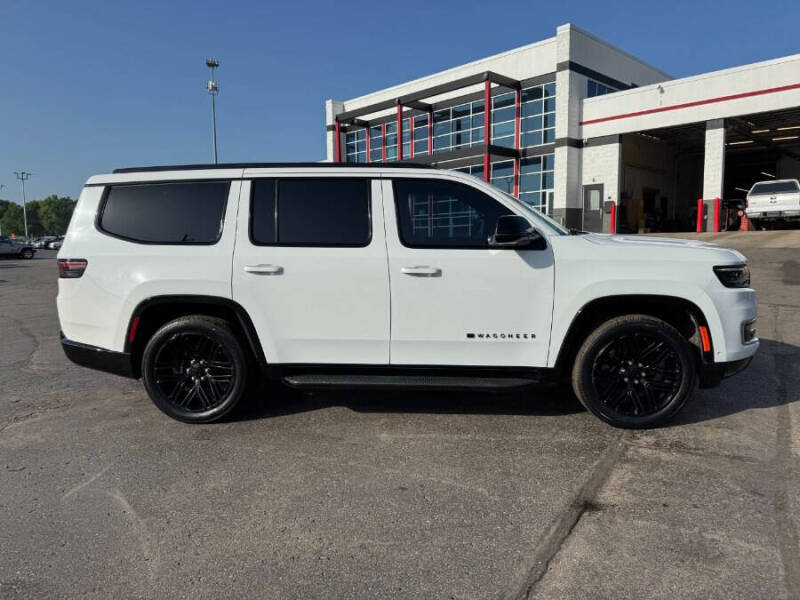 2023 Jeep Wagoneer Carbide