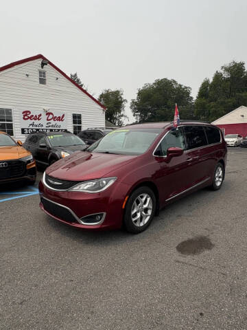 2017 Chrysler Pacifica Touring-L