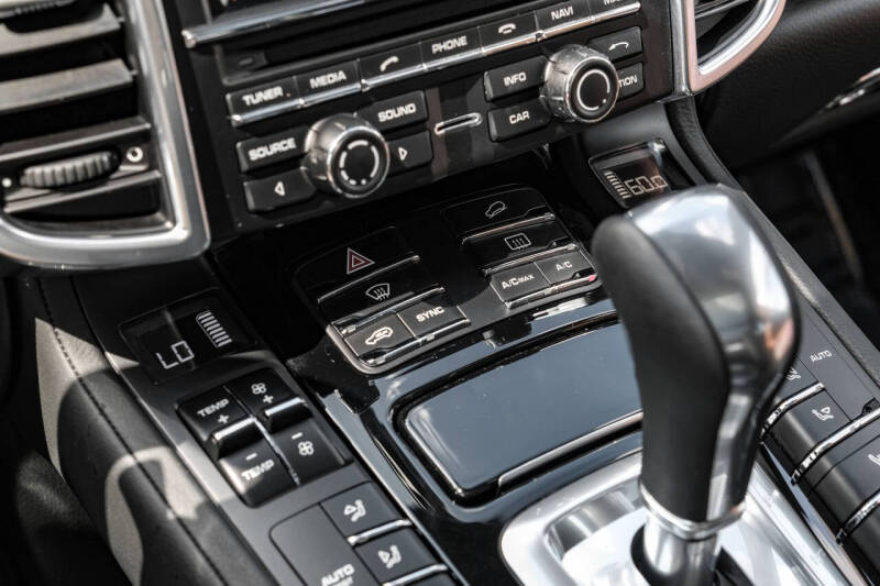 2016 Porsche Cayenne