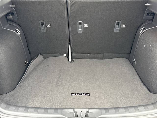 2025 Nissan Kicks Play S