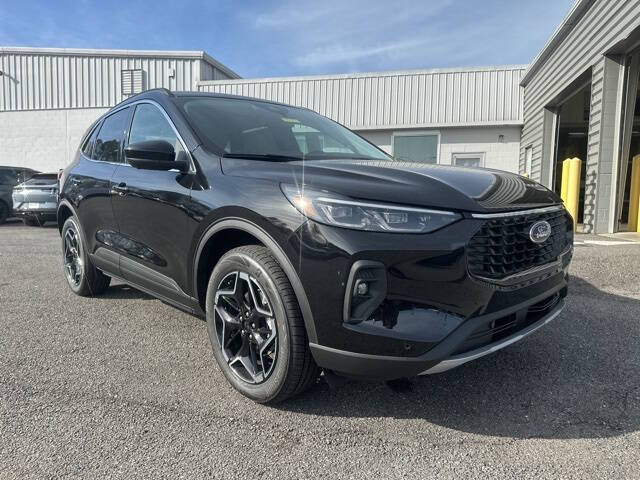 2026 Ford Escape Platinum