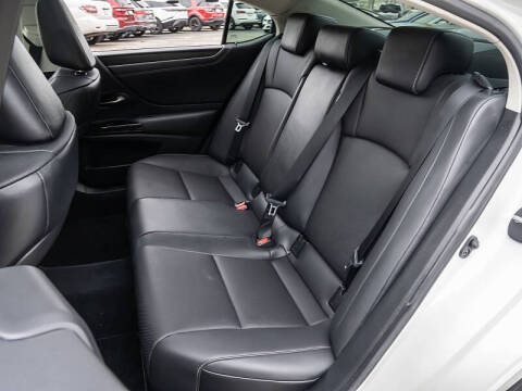 2022 Lexus ES 350
