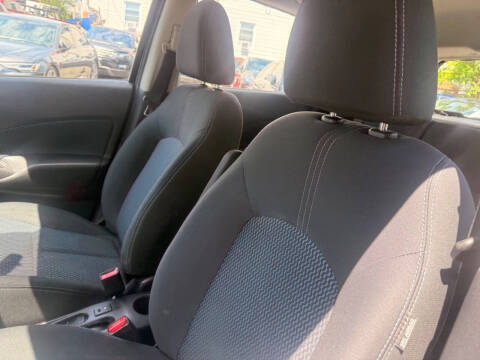 2015 Nissan Versa Note SV