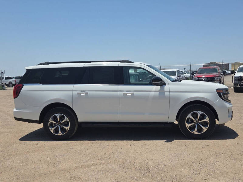 2027 Ford Expedition MAX Active
