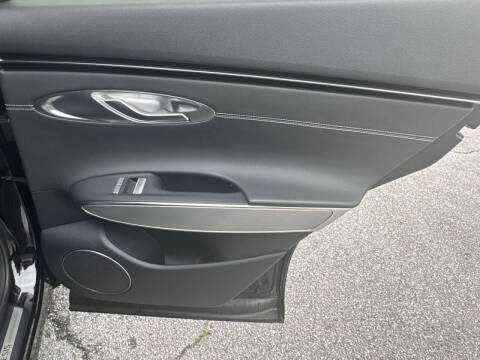 2023 Genesis Electrified GV70