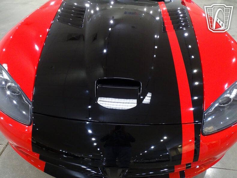 2003 Dodge Viper SRT-10
