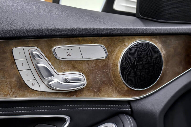 2016 Mercedes-Benz C-Class