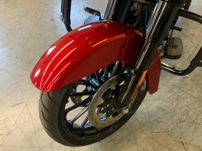 2018 Harley-Davidson FLTRXS ROAD GLIDE SPECAIL