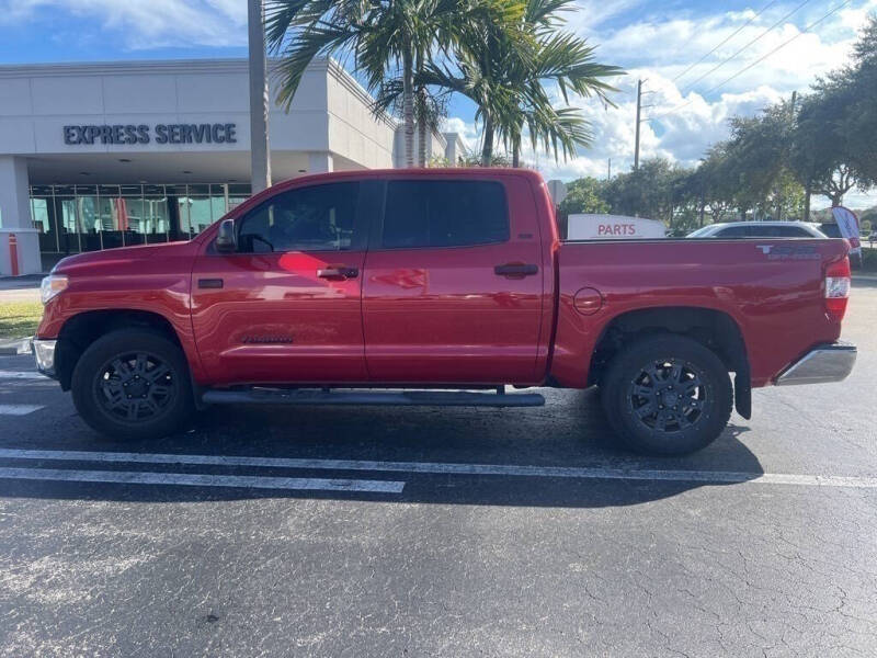 2017 Toyota Tundra SR5