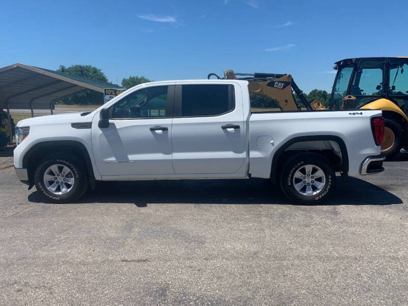 2019 GMC Sierra 1500 Base photo 2