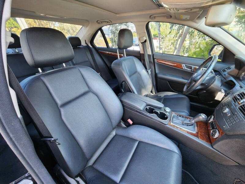 2009 Mercedes-Benz C-Class