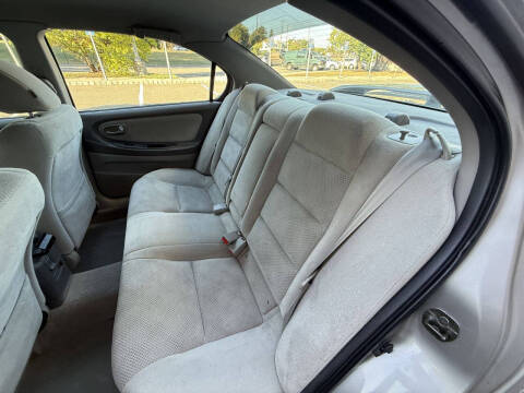 2002 Nissan Maxima SE