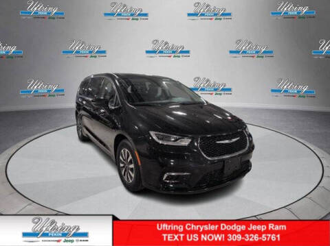 2022 Chrysler Pacifica Hybrid for sale at Uftring Chrysler Dodge Jeep Ram in Pekin IL