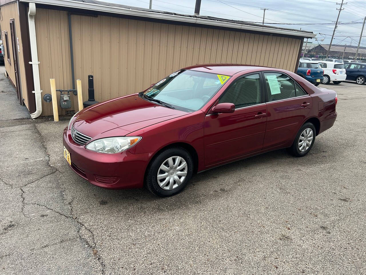 2005 Toyota Camry for sale at BNM AUTO GROUP in GIRARD, OH