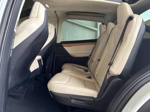 2018 Tesla Model X 75D