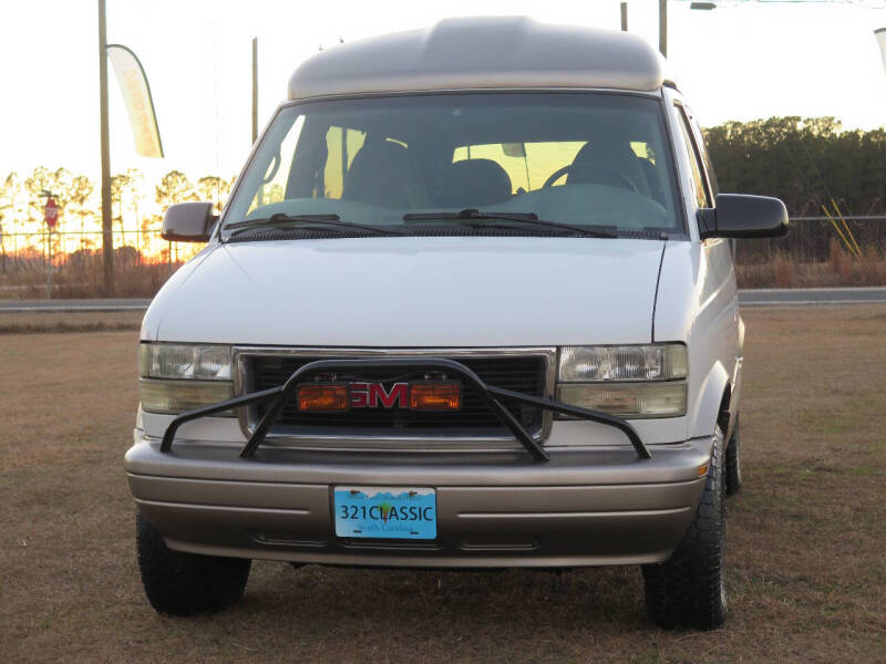 2002 GMC Safari SLE