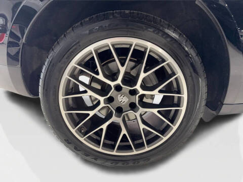 2016 Porsche Macan S