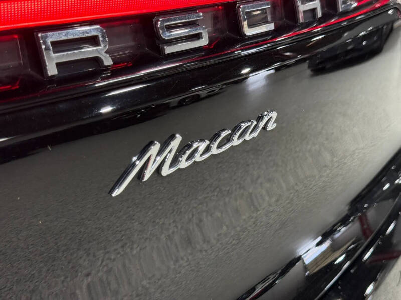 2020 Porsche Macan